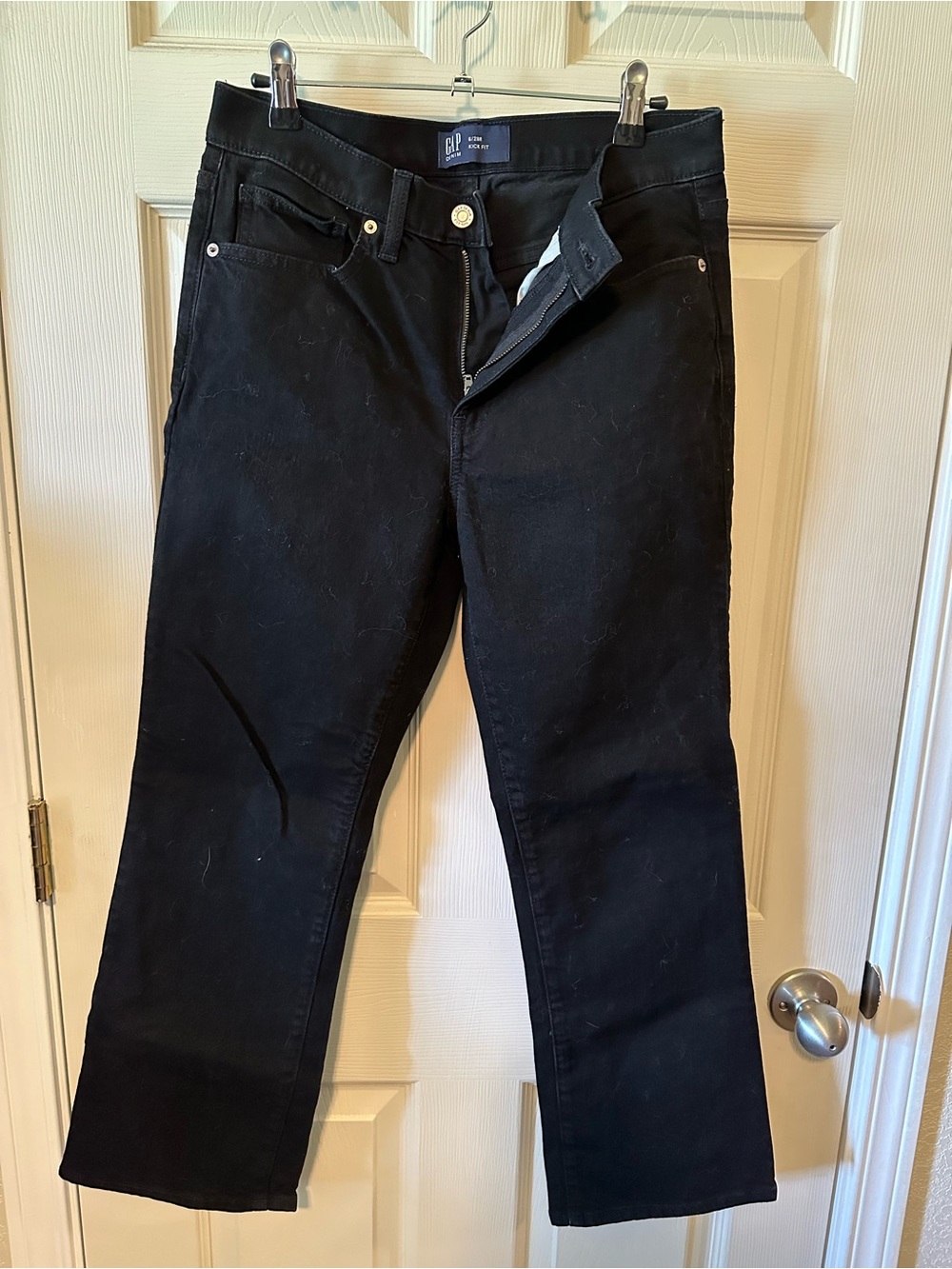 GAP Women's Black Kick Fit Jeans
